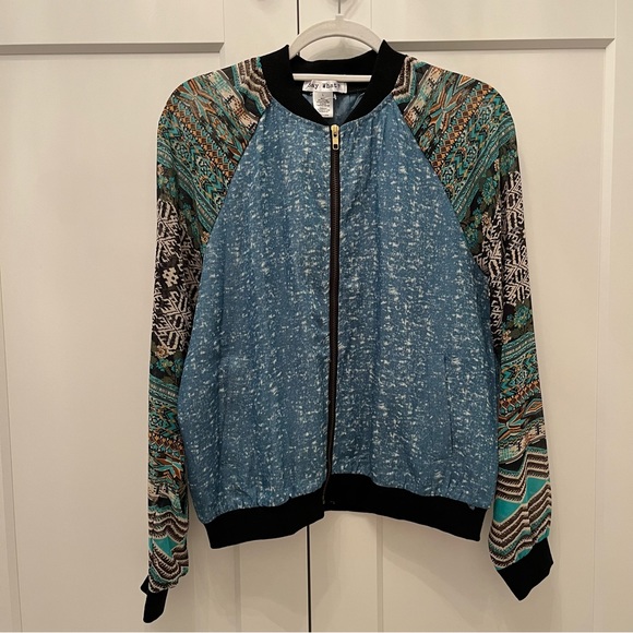 Jackets & Blazers - Blue Bomber Lightweight Jacket w/ Sheer Patterned Sleeves - Size Large